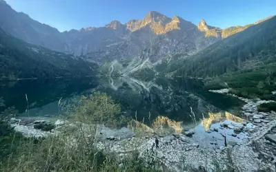 Morskie Oko lake with the Tatra peaks reflected in the water